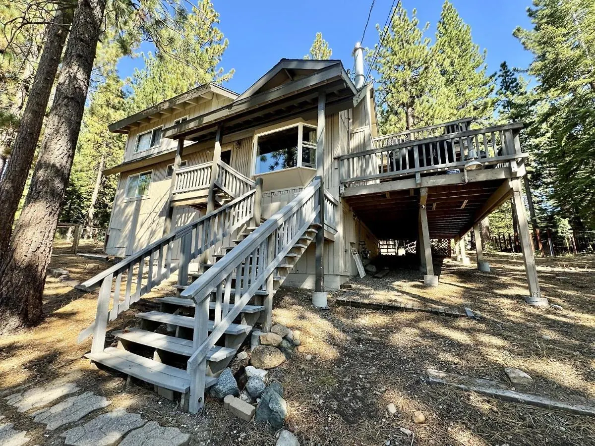 Cozy Tahoe Retreat Huge Yard 南太浩湖 美国
