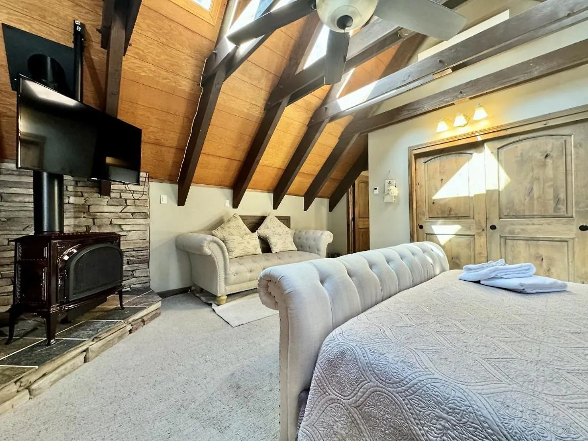 Cozy Tahoe Retreat Huge Yard 南太浩湖
